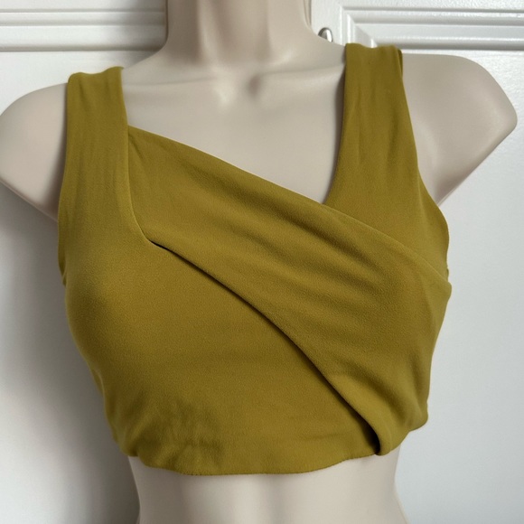 Lululemon Nulu Cross Front Yoga Bra. Olive Green. Size 4 - Picture 2 of 8